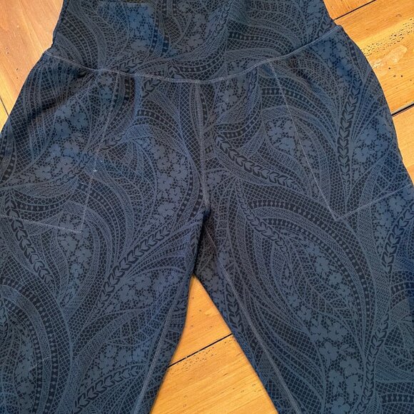 Athleta Salutation Textured Jogger - Black M - Picture 3 of 3